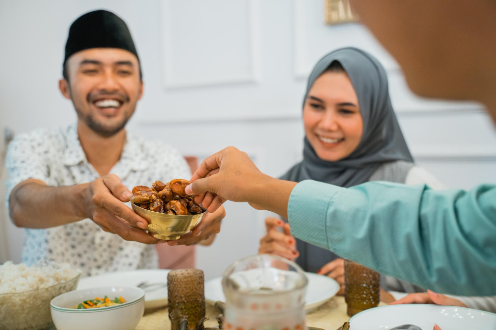 memberikan makanan kepada orang puasa bisa mendapatkan pahala berlimpah